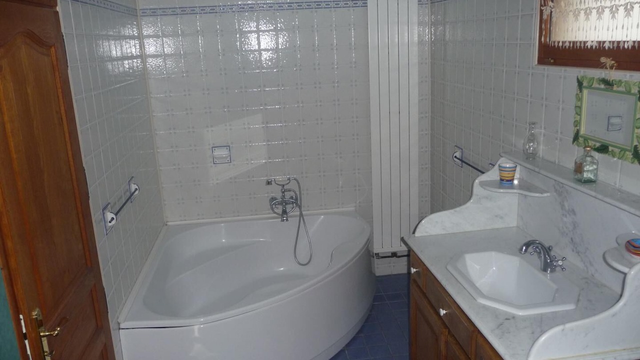 Photo of Bathroom in Haybes