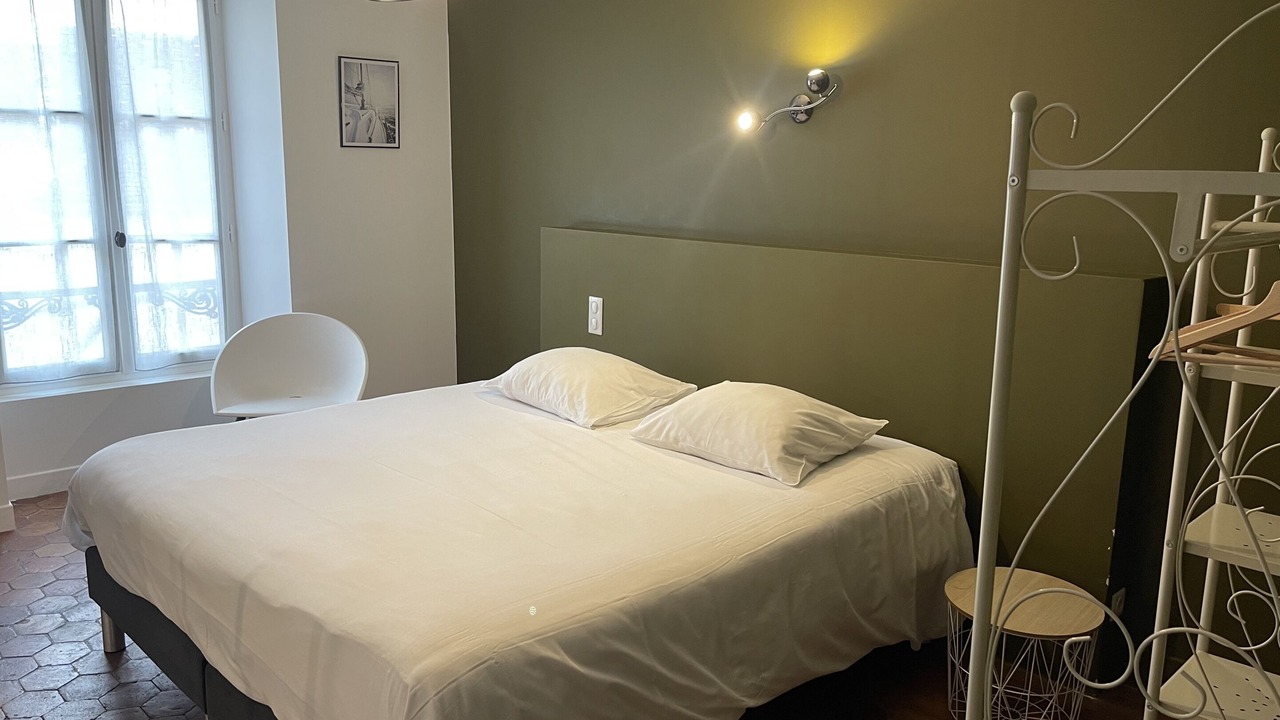 Photo of Bedroom in Auxerre