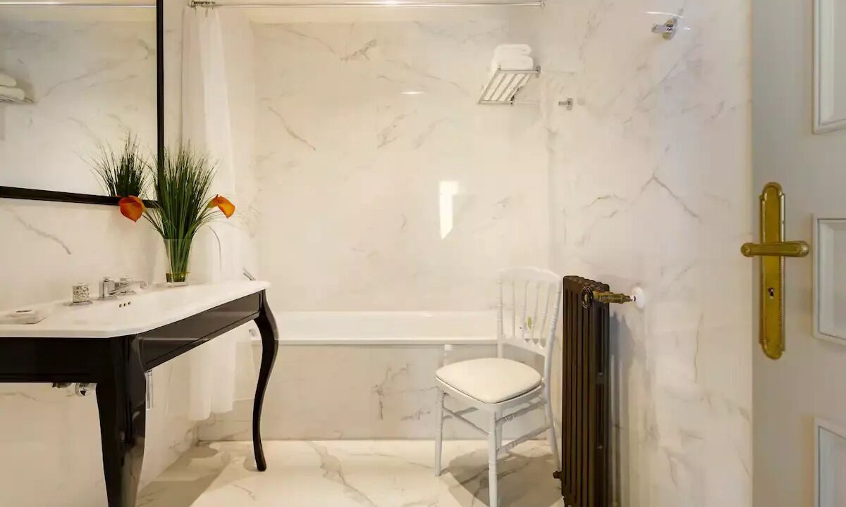 Photo of Bathroom in Hardricourt