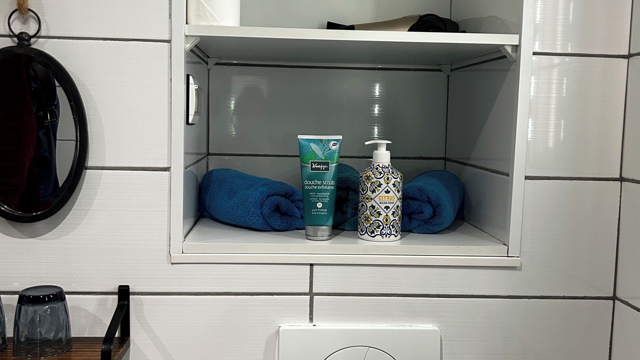 Photo of Bathroom in Saint-Leonard