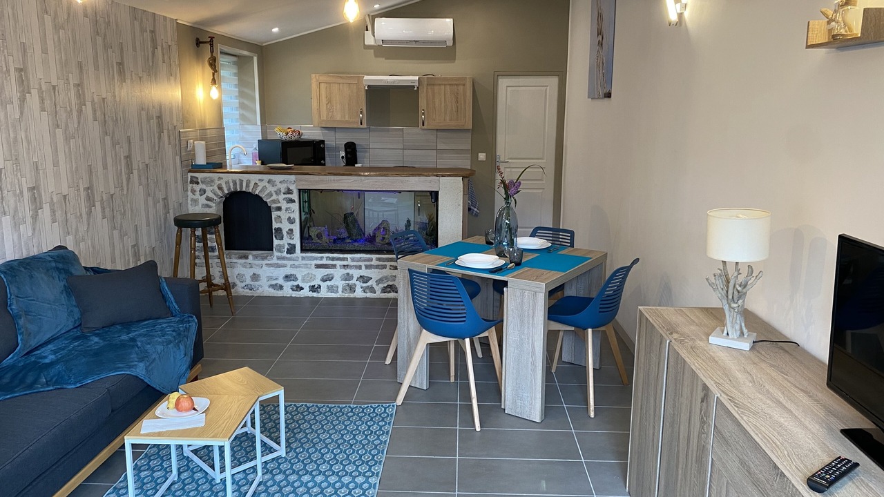 Photo of Livingroom in Saint-Leonard