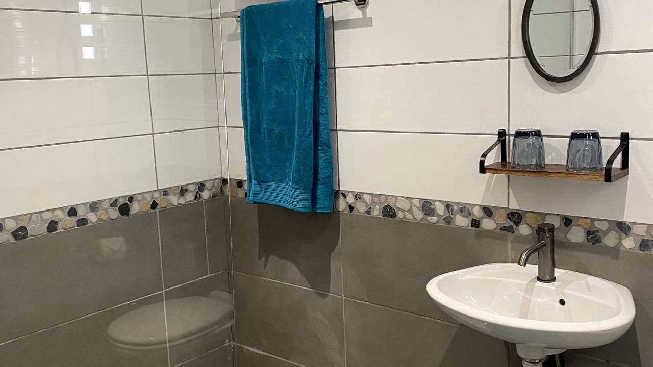 Photo of Bathroom in Saint-Leonard