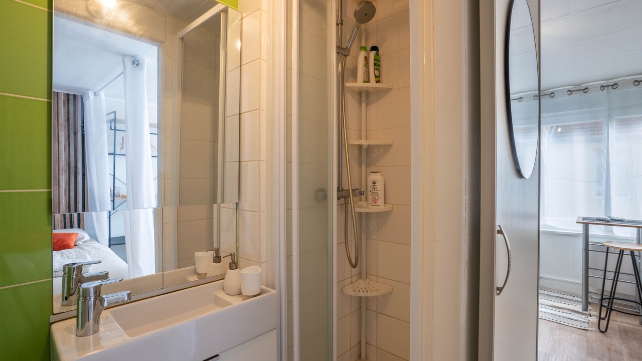 Photo of Bathroom in Charleville-Mezieres