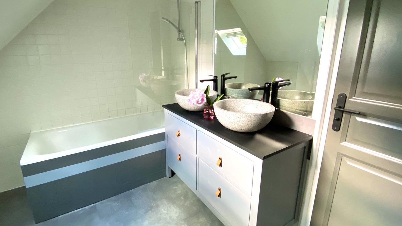 Photo of Bathroom in Hautefeuille