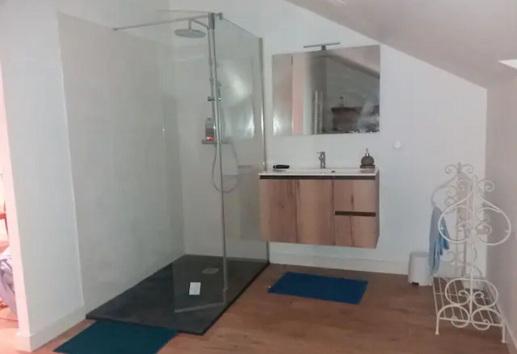 Photo of Bathroom in Montpont-en-Bresse