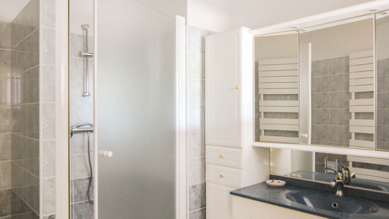 Photo of Bathroom in Pacy-sur-Eure