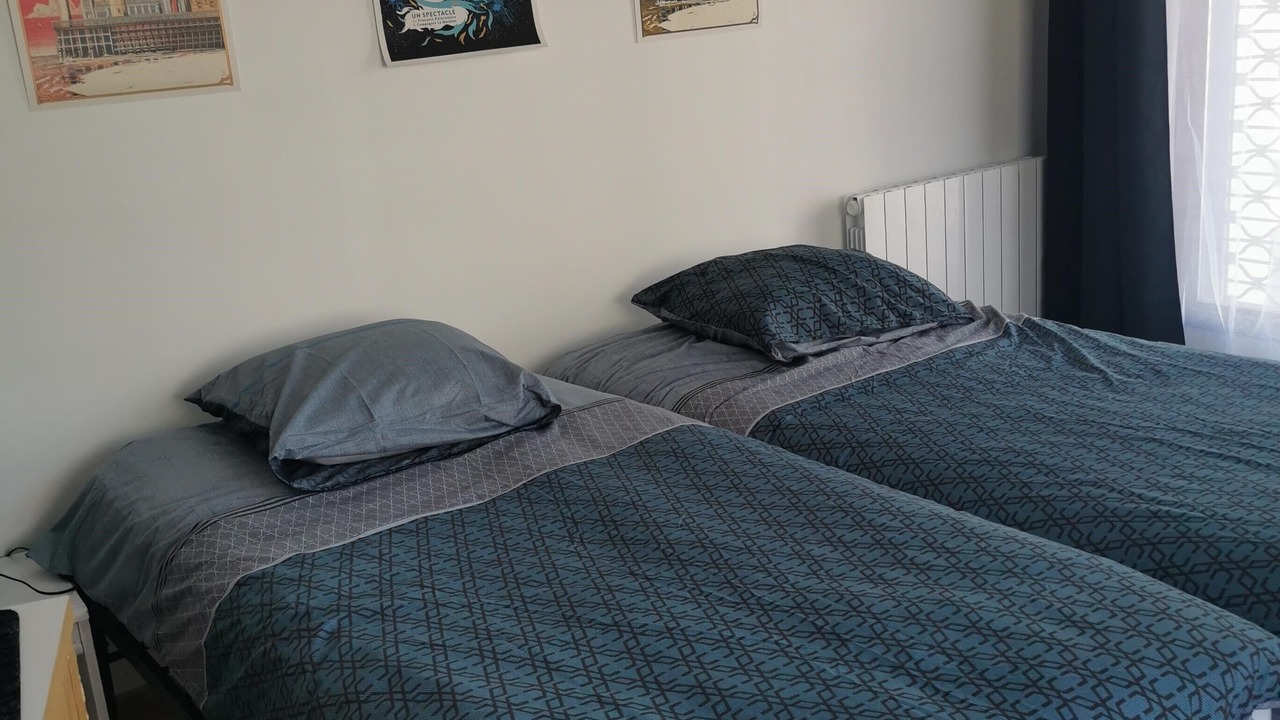 Photo of Bedroom in Calais City Center