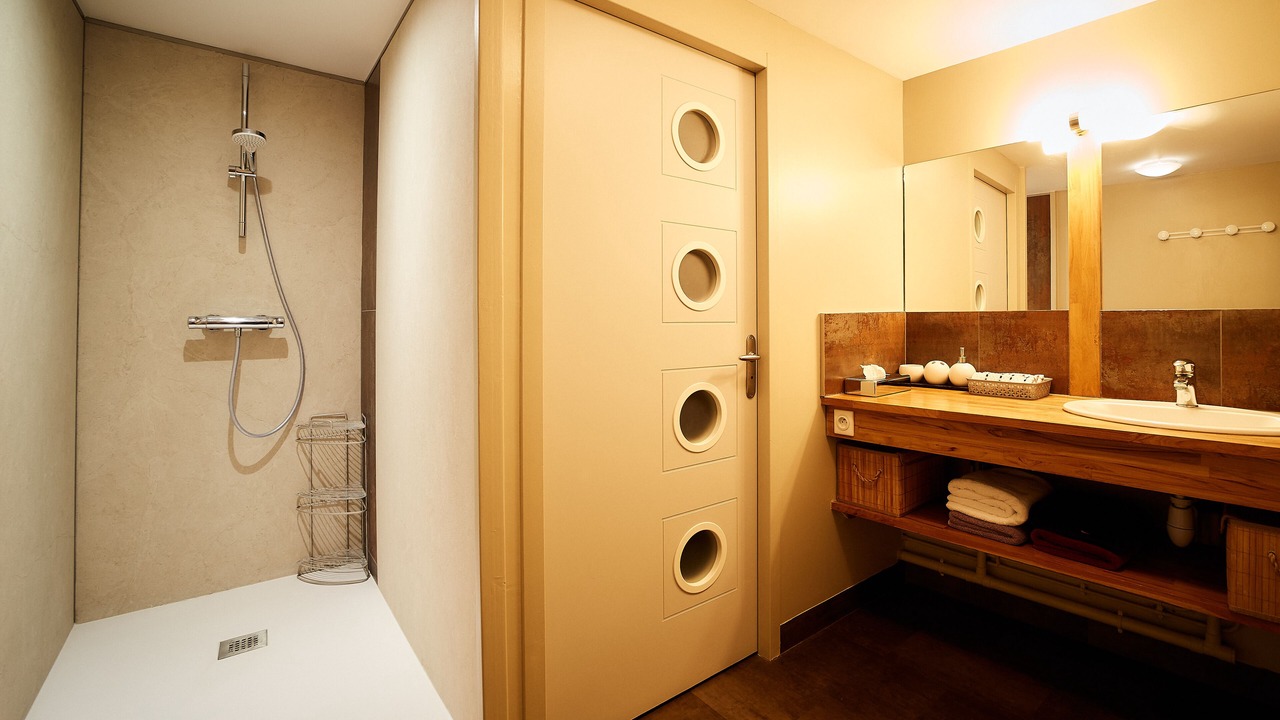 Photo of Bathroom in Le Hanouard