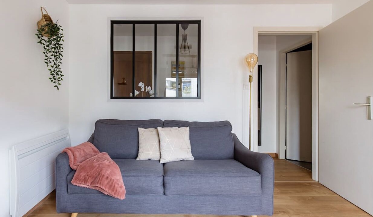 Photo of Livingroom in Neudorf Ouest