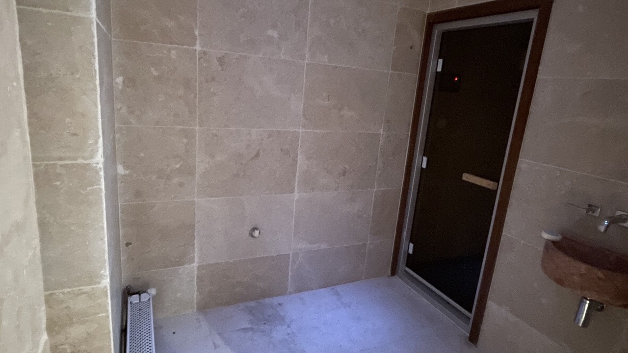 Photo of Bathroom in Sainte-Genevieve-les-Gasny