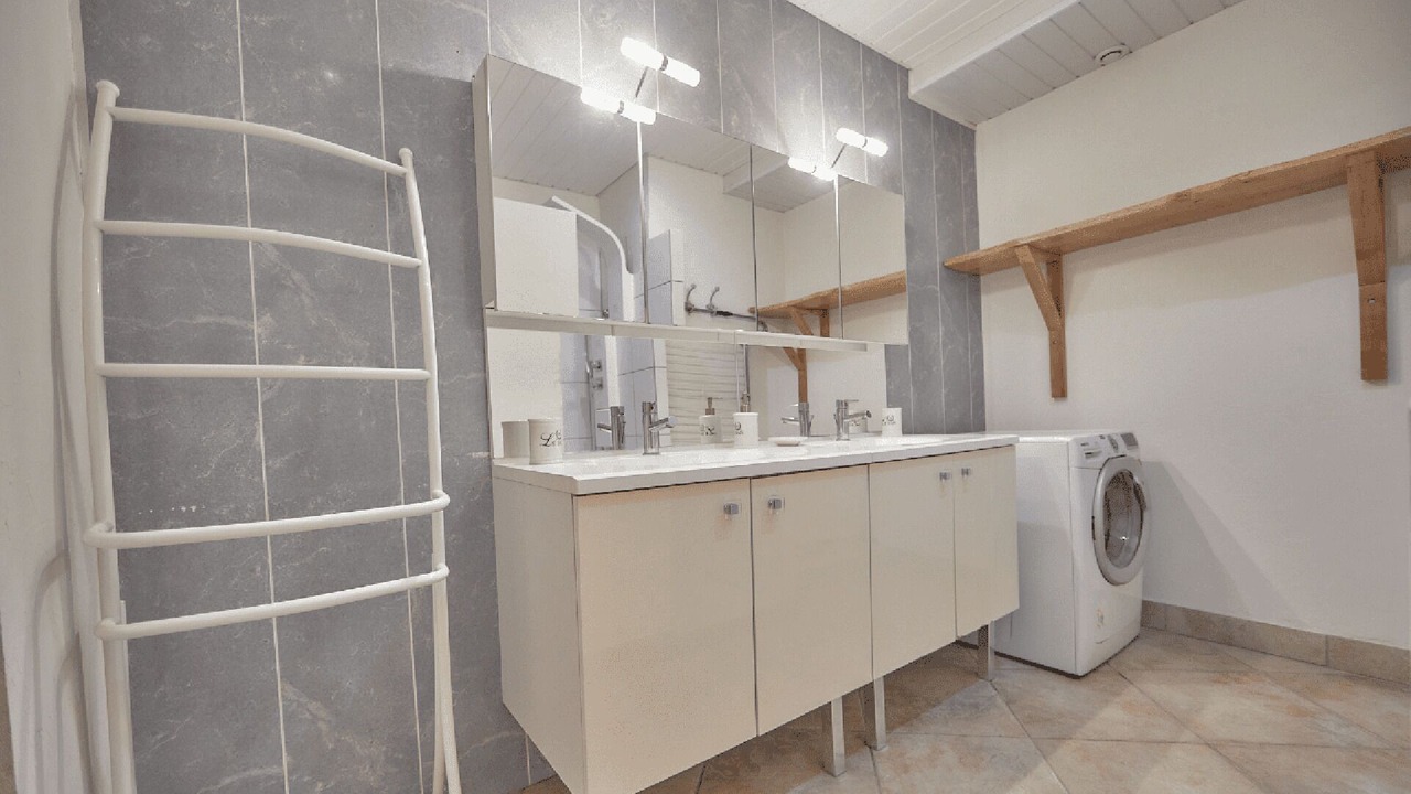 Photo of Bathroom in Villette-les-Arbois