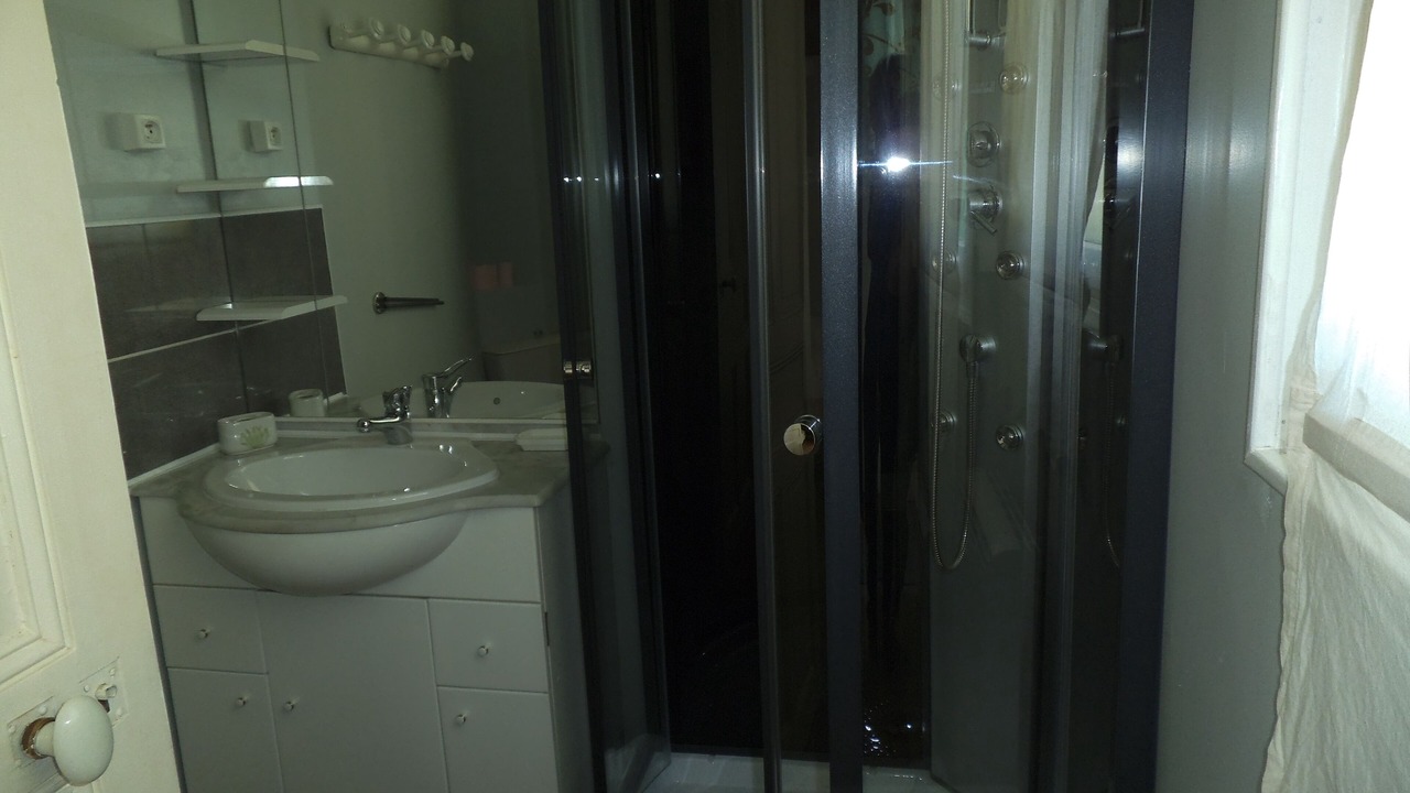Photo of Bathroom in Mers-les-Bains