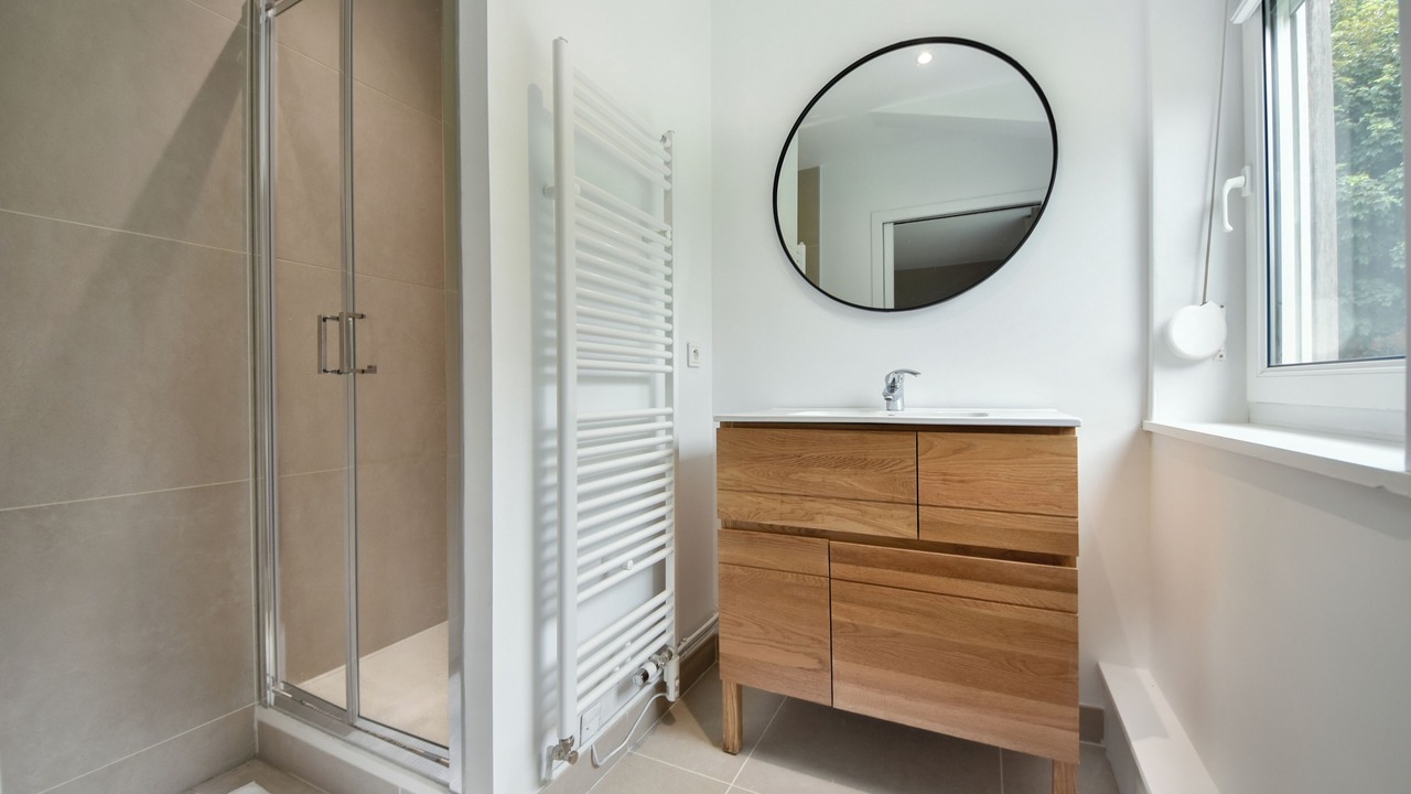 Photo of Bathroom in Saint-Etienne-au-Mont