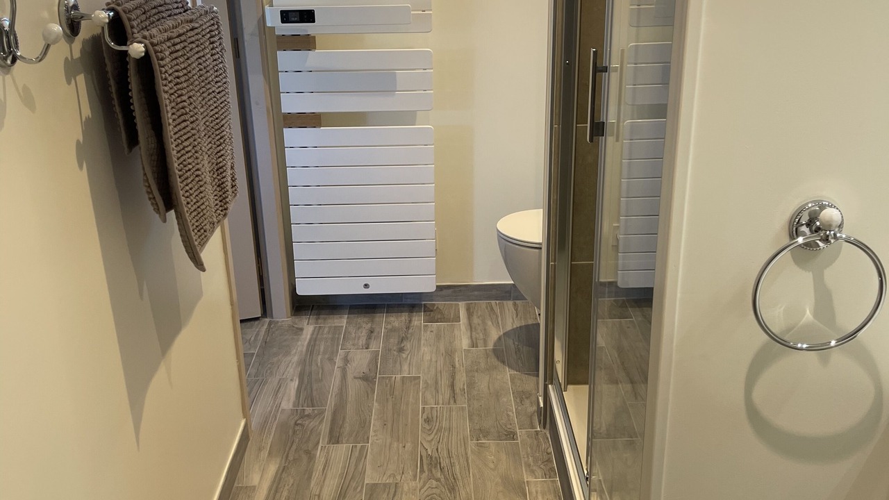 Photo of Bathroom in Fiquefleur-Equainville