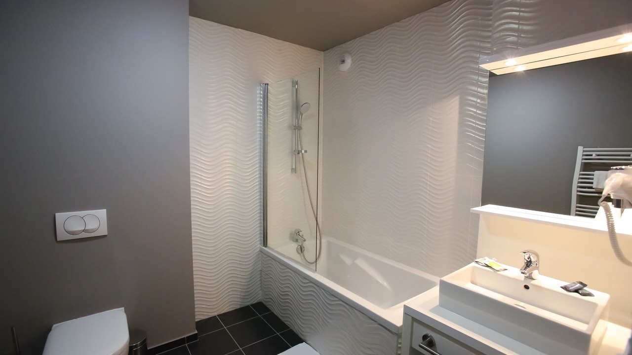 Photo of Bathroom in Rungis