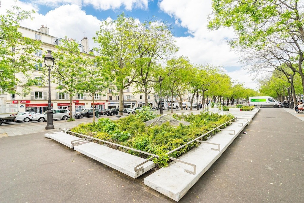 Photo of Others in Marais