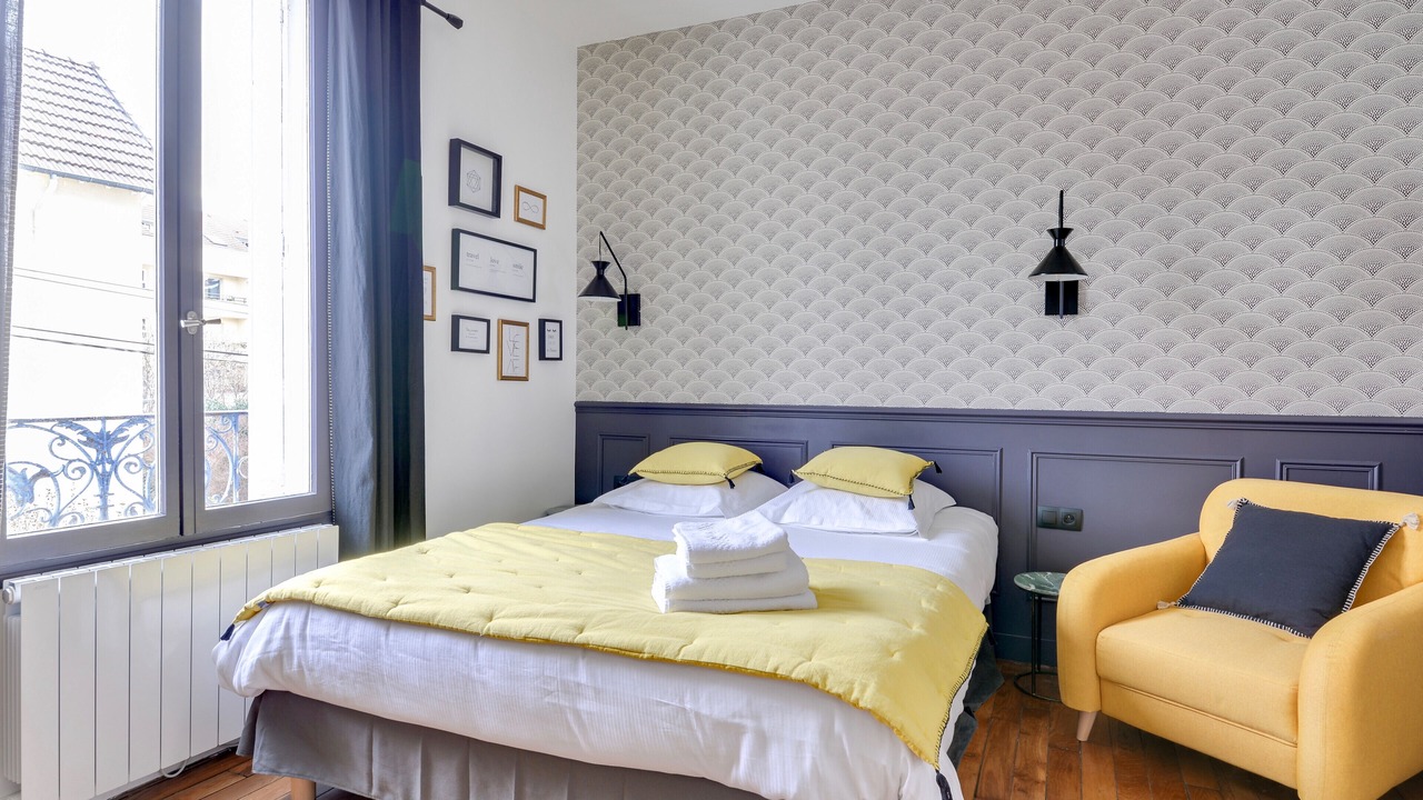 Photo of Bedroom in La Garenne-Colombes