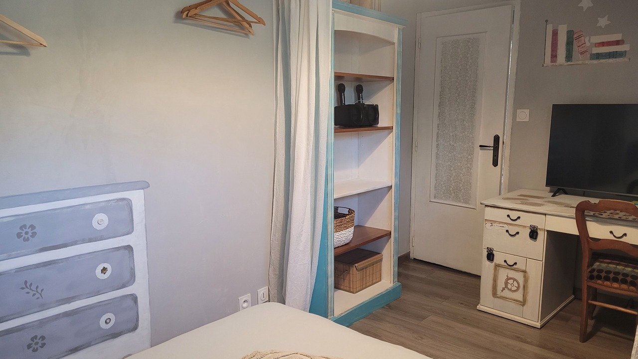 Photo of Bedroom in Saint-Romain-le-Preux