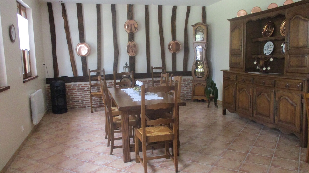 Photo of Others in Bouquetot