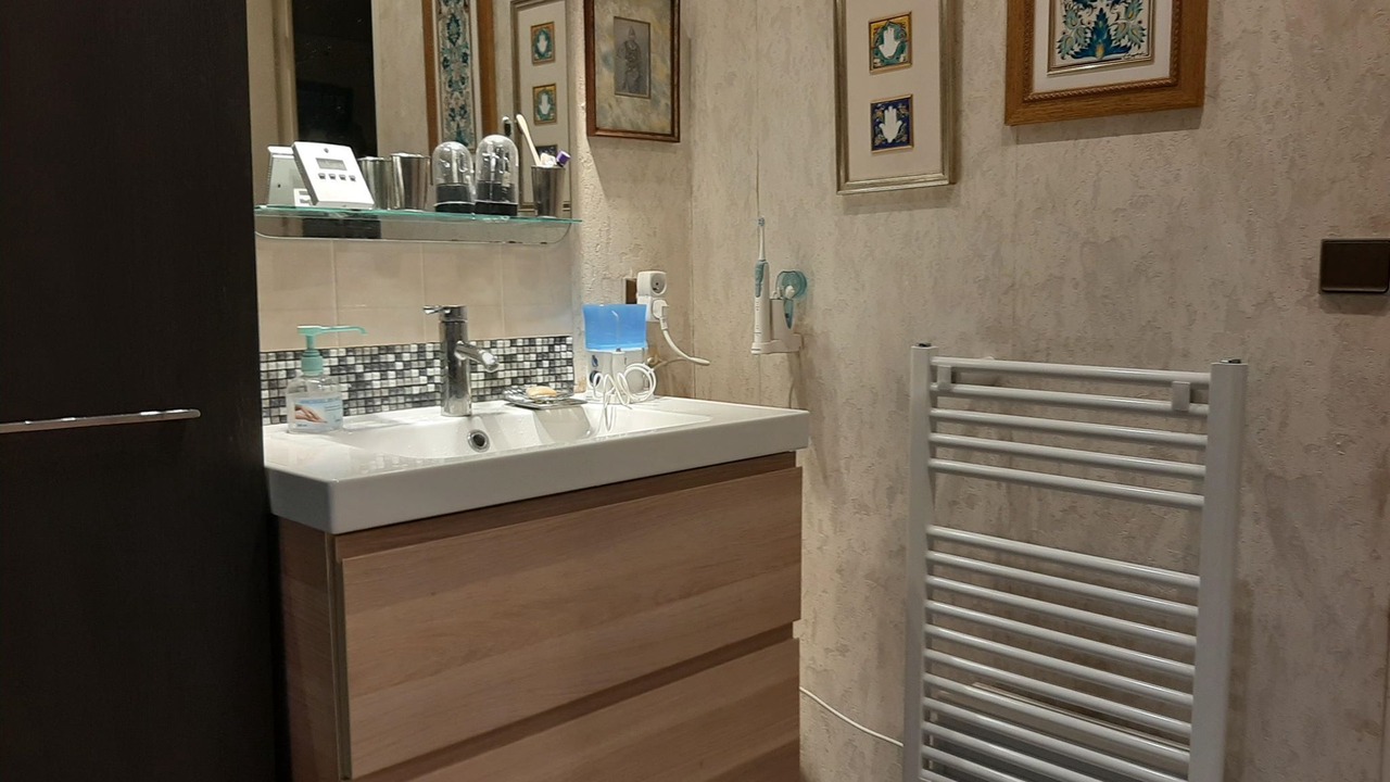 Photo of Bathroom in Villeneuve-Saint-Denis