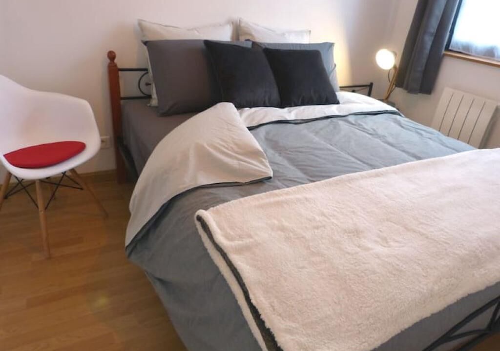 Photo of Bedroom in Hallennes-lez-Haubourdin