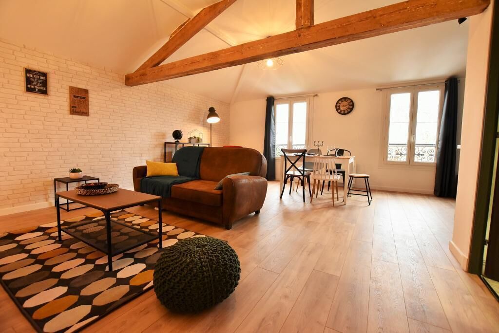 Photo of Livingroom in Auvers-sur-Oise