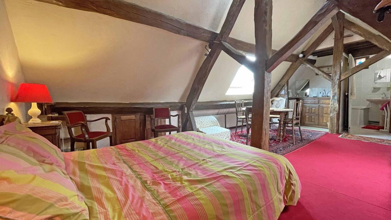 Photo of Bedroom in Sarceaux