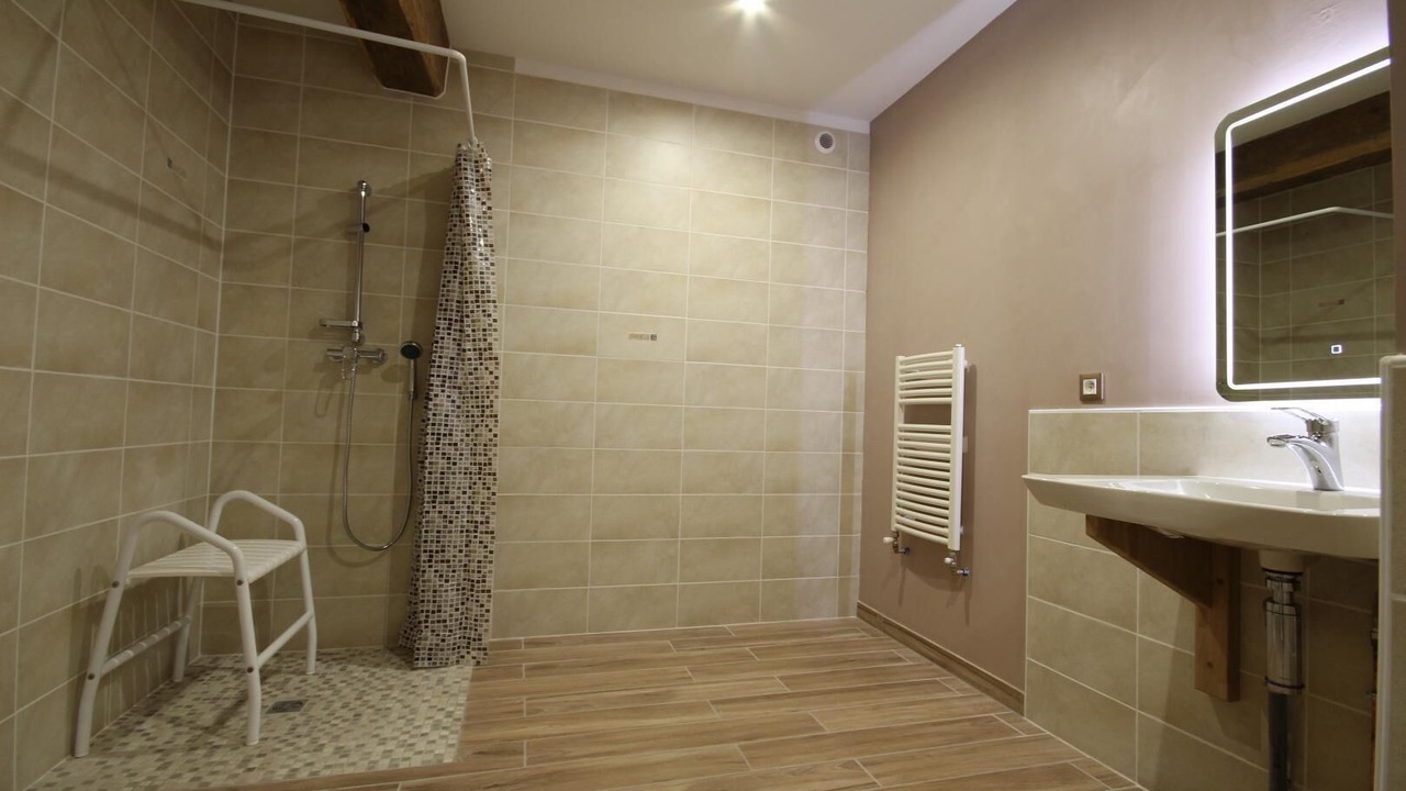 Photo of Bathroom in Chatillon en Bazois