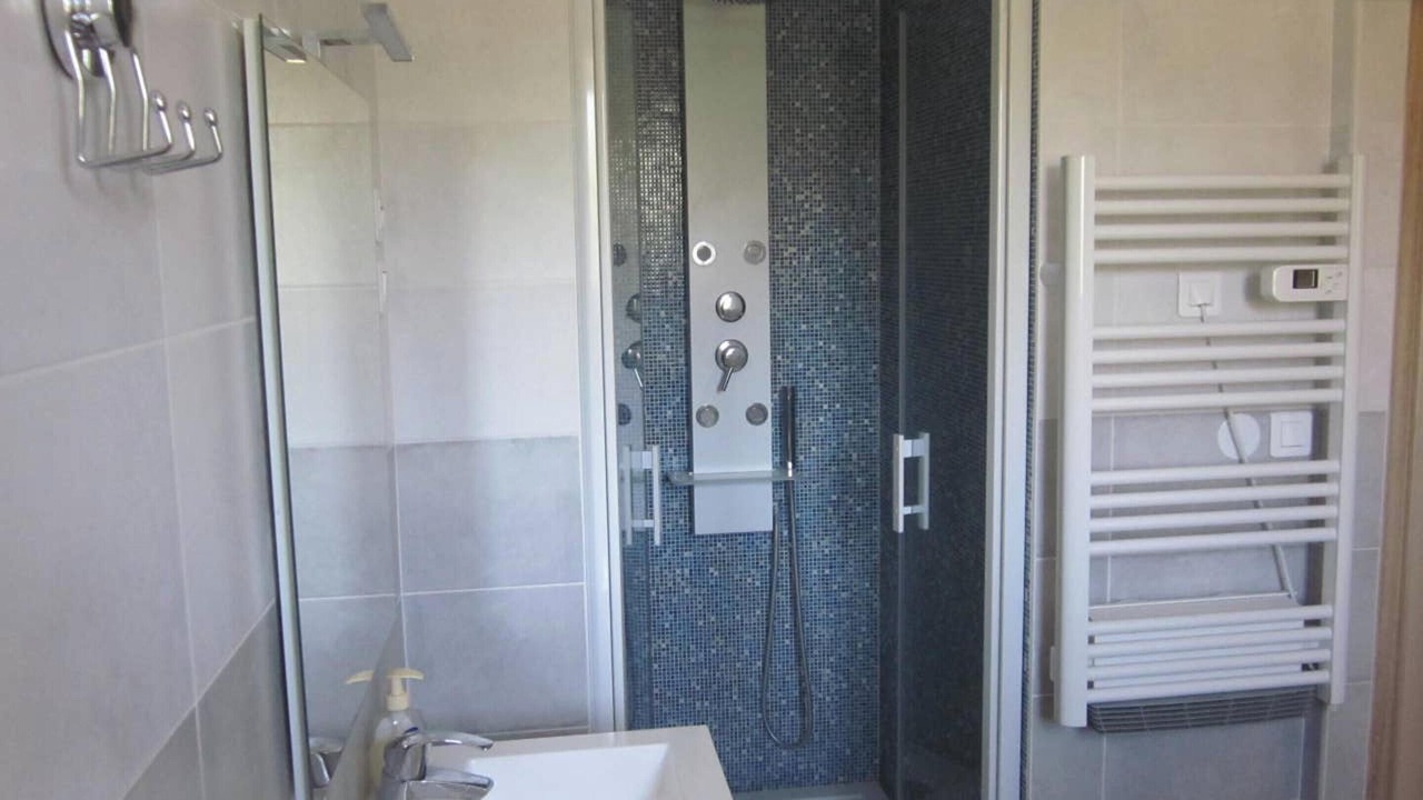 Photo of Bathroom in They-sous-Montfort