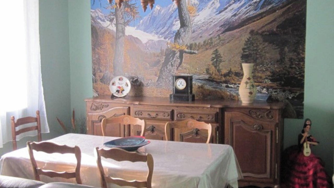 Photo of Livingroom in They-sous-Montfort