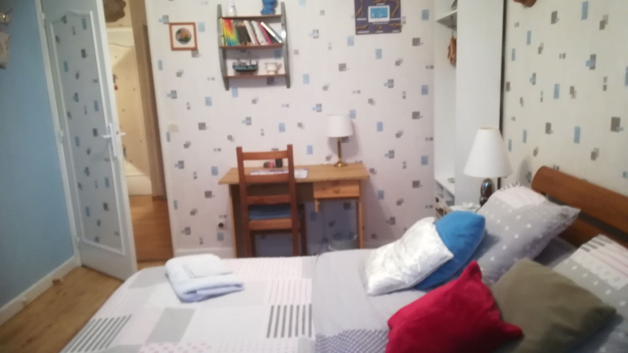 Photo of Bedroom in Saint-Remy-les-Chevreuse