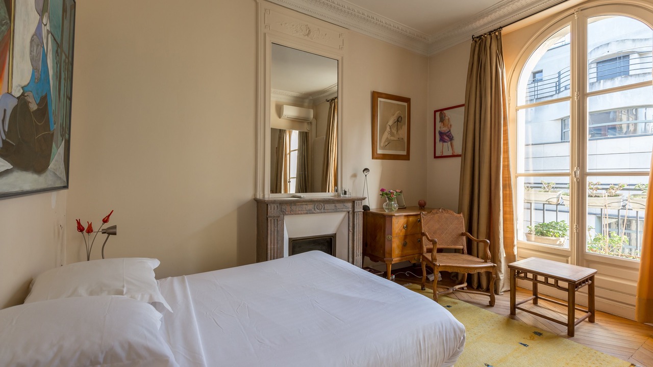 Photo of Bedroom in Notre-Dame-des-Champs