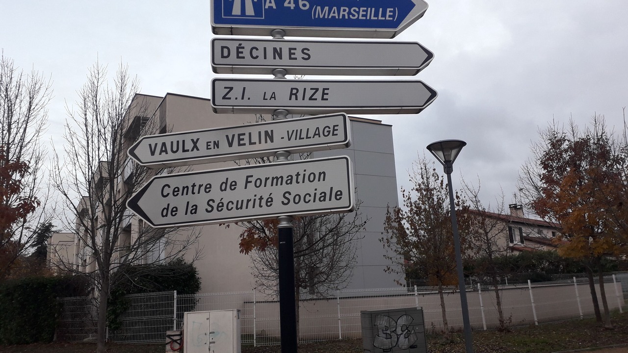 Photo of Outdoor in Vaulx En Velin Village