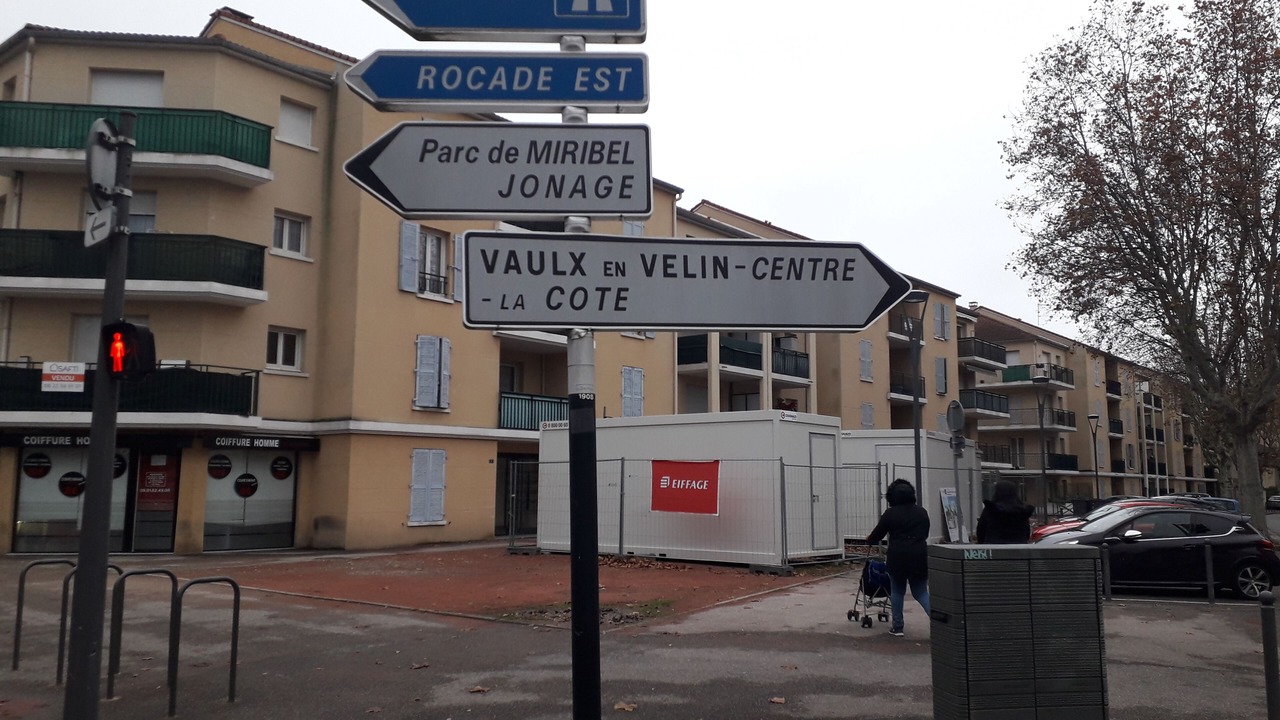 Photo of Outdoor in Vaulx En Velin Village