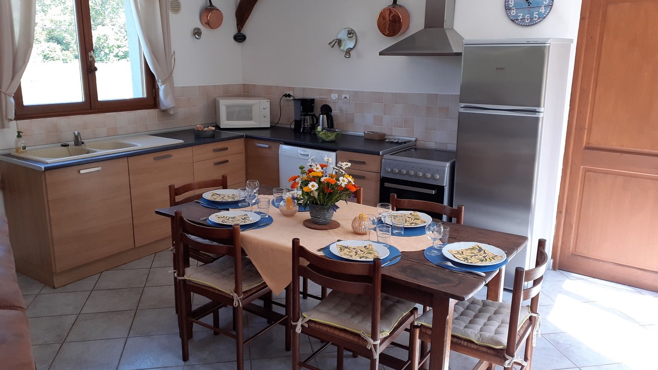 Photo of Kitchen in Saint-Germain-des-Essourts