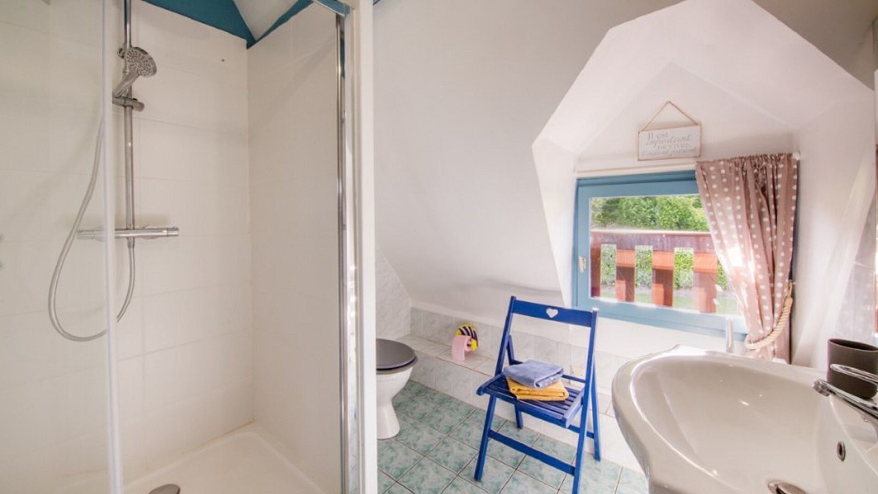 Photo of Bathroom in Saint-Germain-des-Essourts