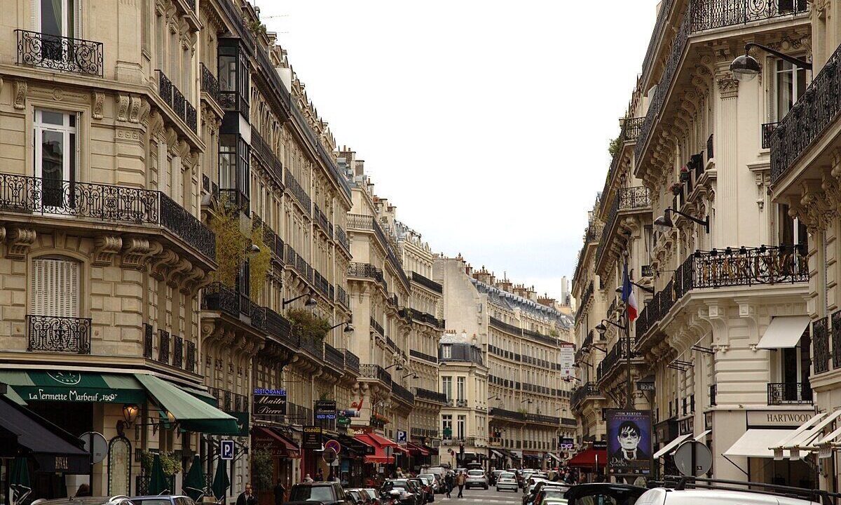 Photo of Others in Champs-Elysees