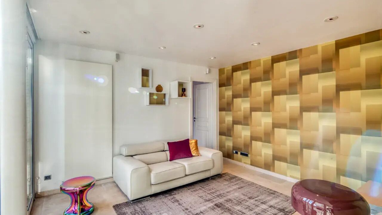 Photo of Livingroom in Champs-Elysees