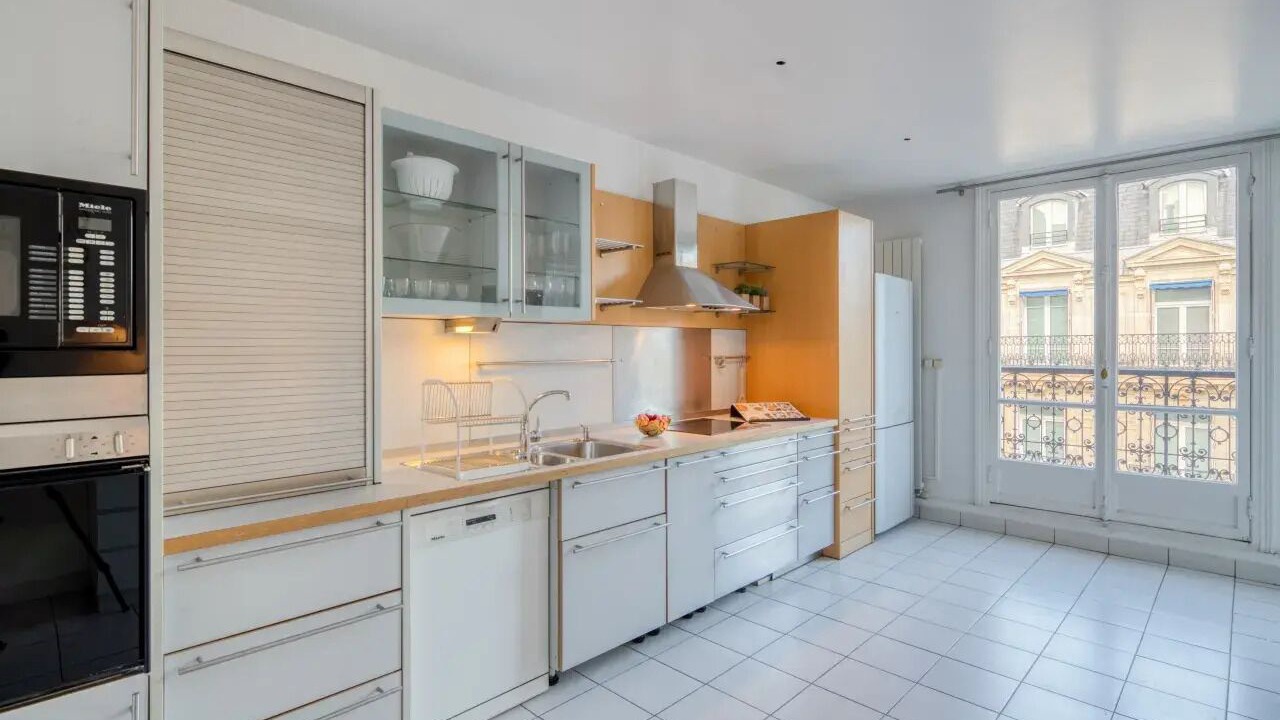 Photo of Kitchen in Champs-Elysees