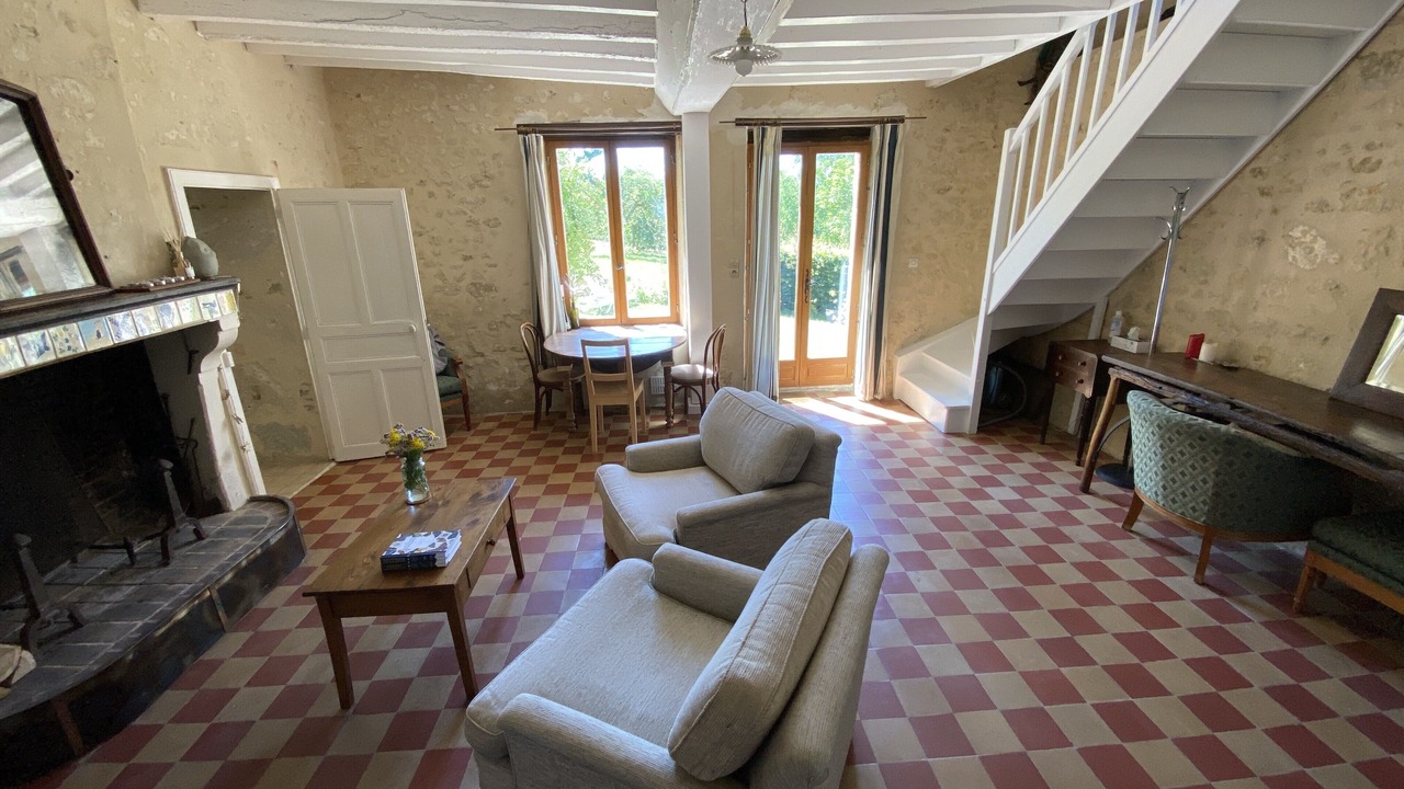 Photo of Livingroom in Pervencheres