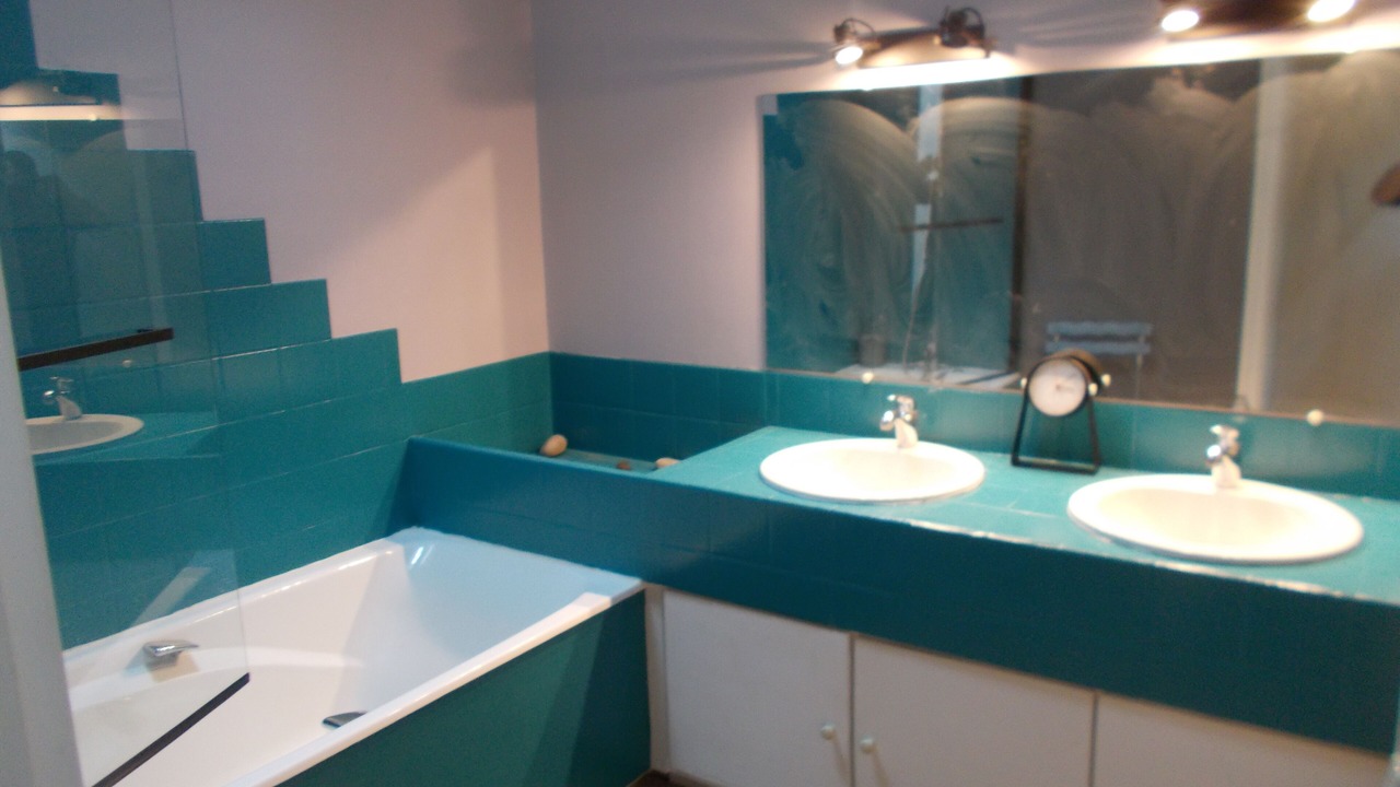 Photo of Bathroom in Lusigny-sur-Ouche