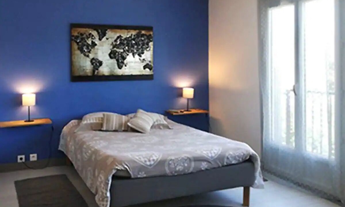 Photo of Bedroom in Arpajon