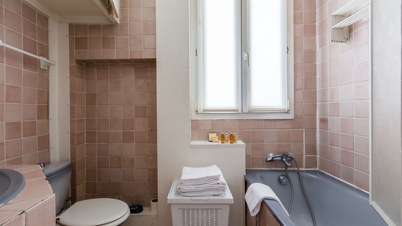 Photo of Bathroom in Les Halles