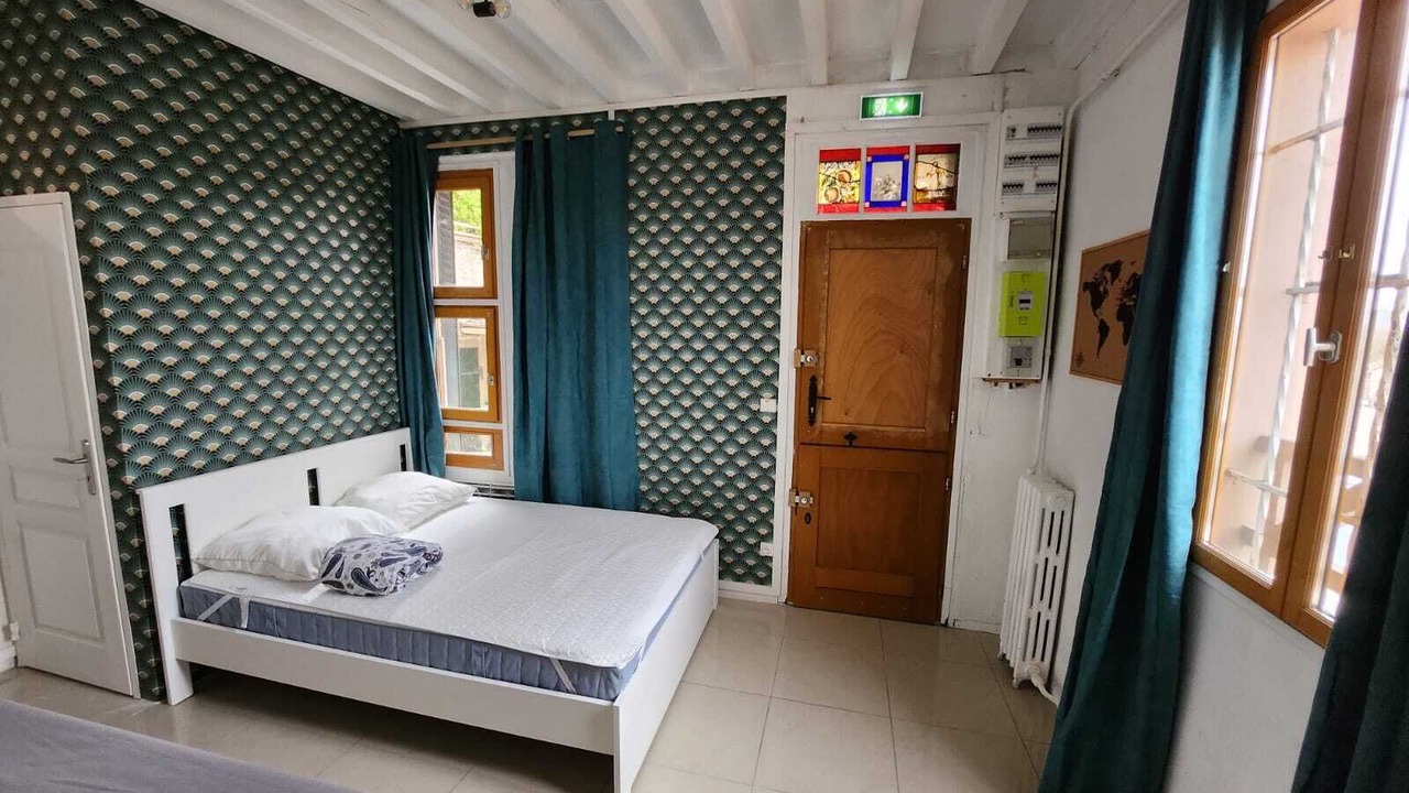 Photo of Bedroom in La Roche-Guyon