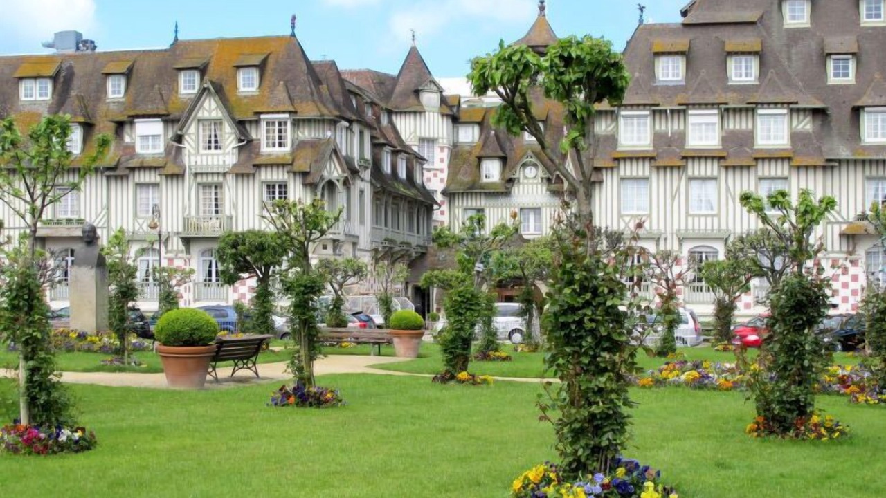 Photo of Others in Deauville