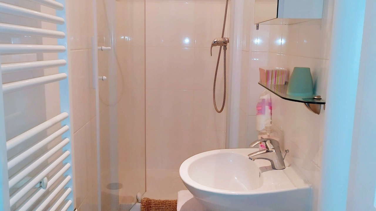 Photo of Bathroom in 12th Arrondissement