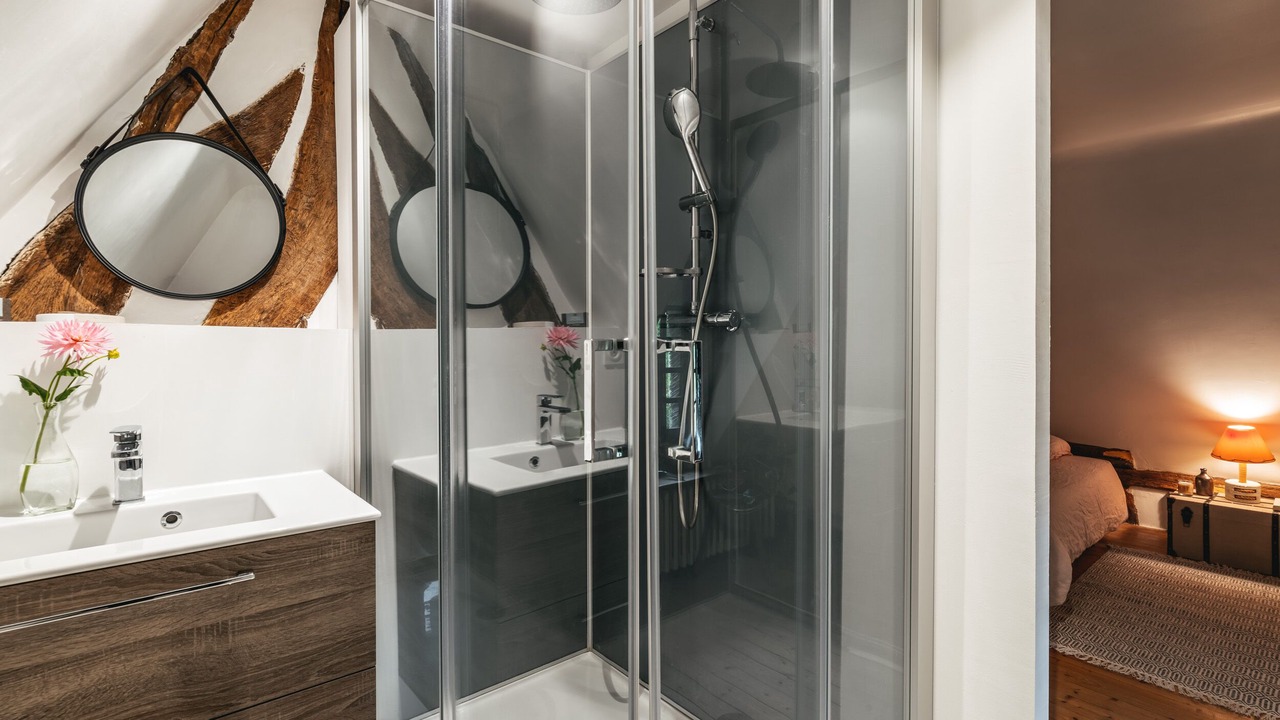 Photo of Bathroom in Ablon