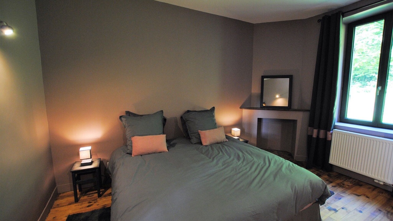 Photo of Bedroom in Barbonne-Fayel