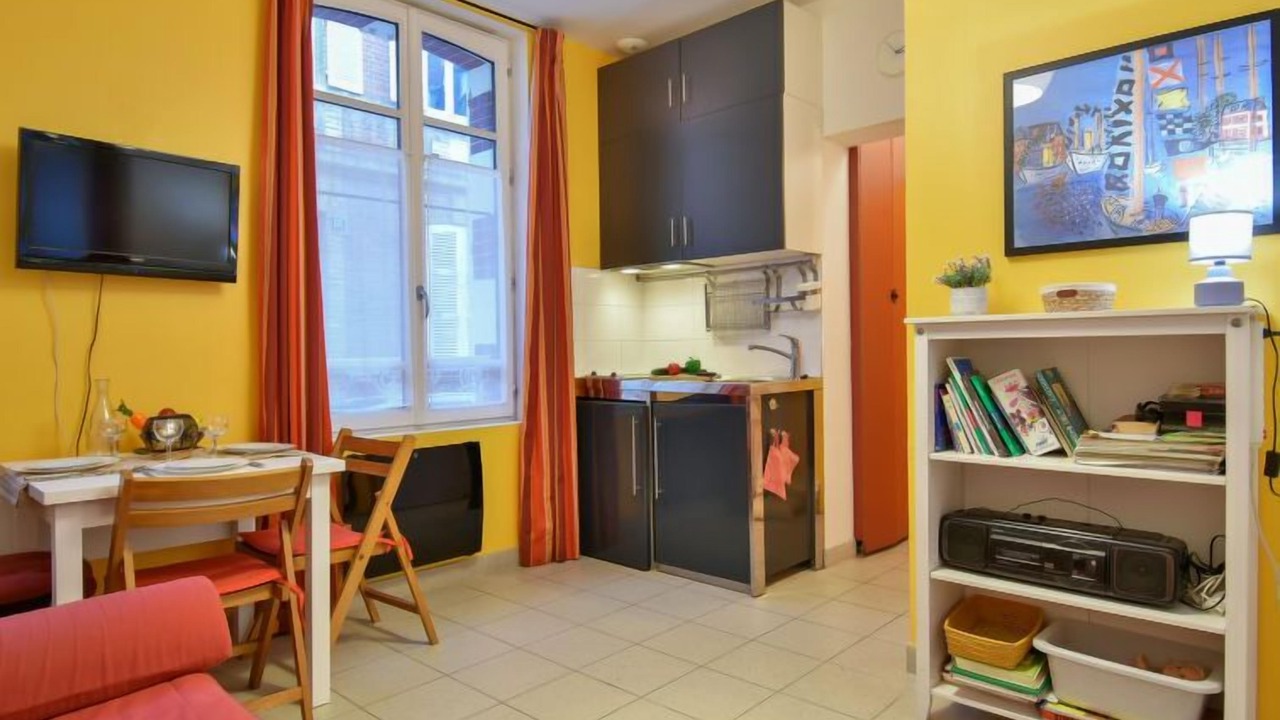 Photo of Bedroom in Trouville-sur-Mer