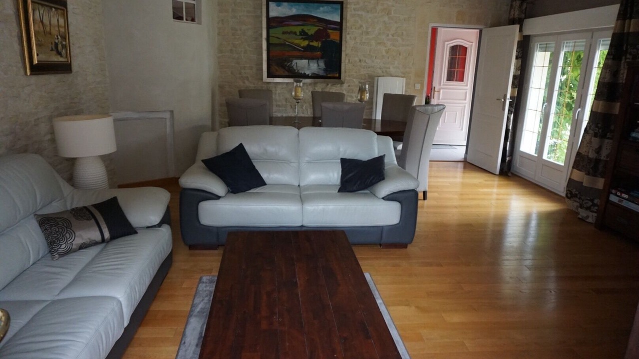 Photo of Livingroom in Couvignon